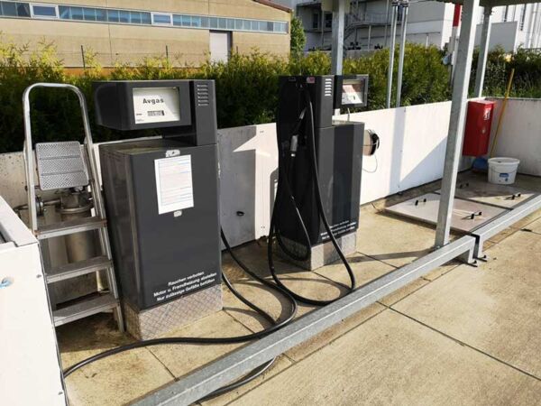 Tankstelle der Flugzeuge am Flugplatz Dinkelsbühl-Sinbronn EDND